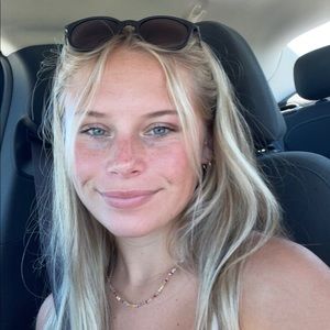 Meet your Posher, Madison